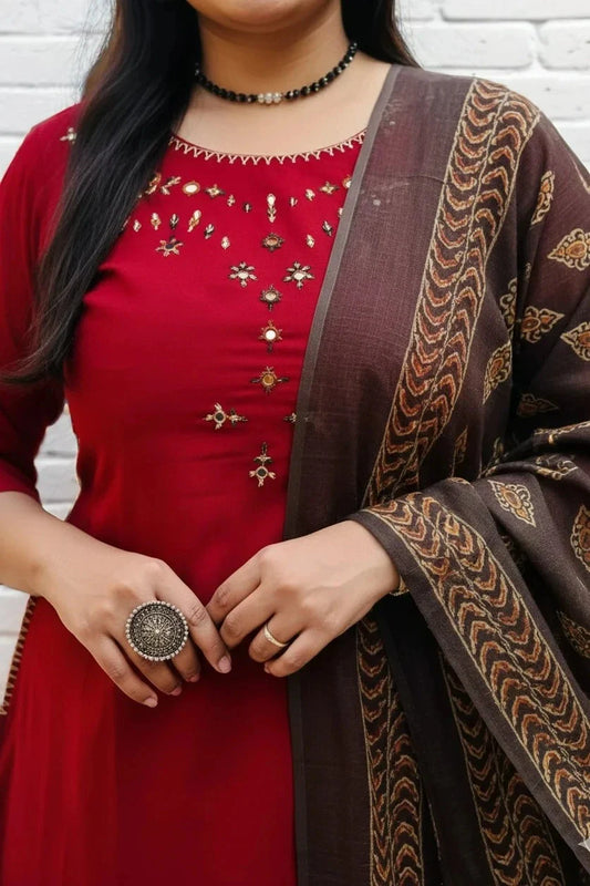 Red Straight Kurti with Printed Dupatta